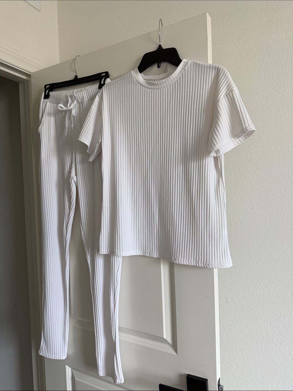 White Ribbed Two-Piece Lounge Set